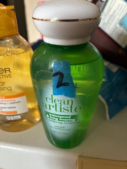 Micellar cleansing water