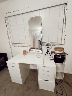 Vanity Set