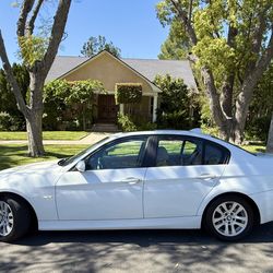 2007 bmw 328i excellent condition - m x series Honda civic accord Toyota Camry Corolla rav4 infinit g35 Infiniti g37 Nissan 350z 370z Audi a3 a4 Merce