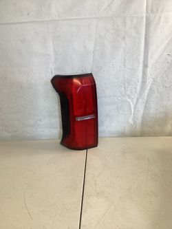 2024-2025 TOYOTA TACOMA LEFT SIDE DRIVER TAIL LIGHT USED OEM