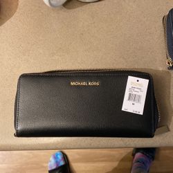 Michael Kora Wallet 
