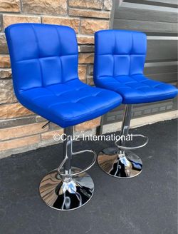 2 brand new blue bar stools