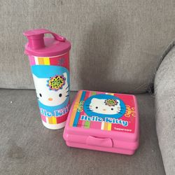 Hello Kitty Sandwich Holder Tupperware