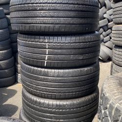 235/45R18 Marca Michelin En Perfectas Condiciónes De Vida