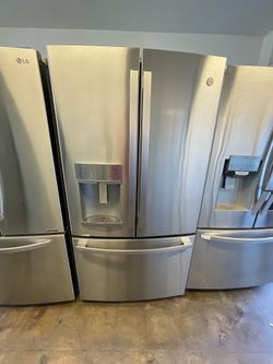 GE REFRIGERATOR FRENCH DOOR