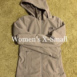 NORTH FACE / HOODED “WINDWALL” Fuzzy Inside Coat Insulated Jacket / Women's X-Small (XS) / Retails $180+Tax / Like New w/o Tags!! / Purple Blush