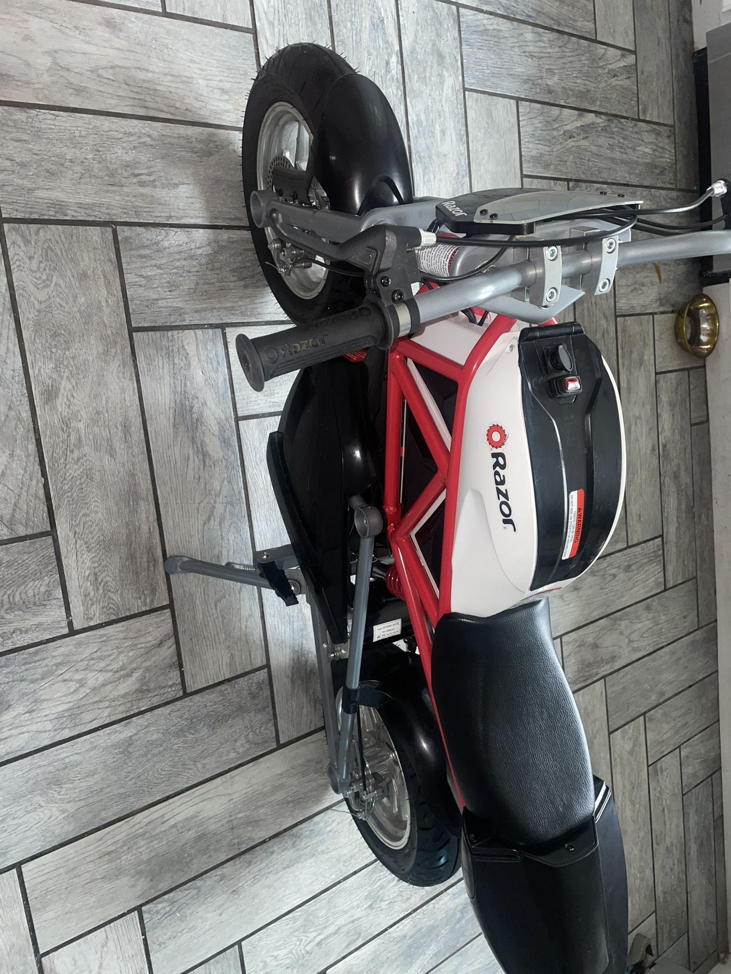 Razor RSF650 36V Electric Street Sport