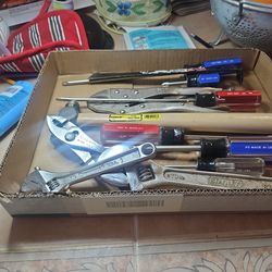 Tool box 2,cresent USA, 6 NEW HUSKY  USA screwdriver. Vise grip, Stanley 10, hammer, nail remover, all, E MESA