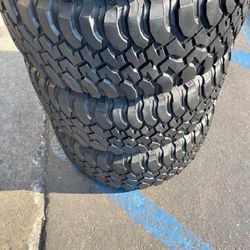 past admit Adventure Set: Jeep Wheels and Tires for Every Outdoor Trip