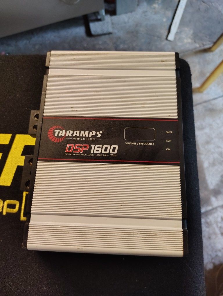 1600 Watt Taramps Amplifier