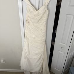 Ivory wedding dress Size 12