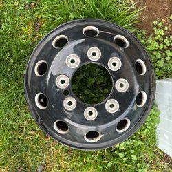 2022 Ram 3500 Dually Front Wheel Night Edition 