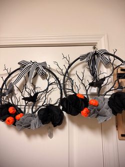 Halloween Metal Wreaths- SW AREA