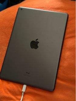 Apple iPad 9th Generation - 64GB - Space Gray - Wi-Fi (Great Condition)