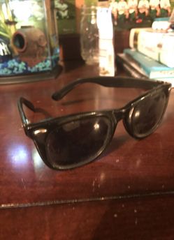 Black sunglasses