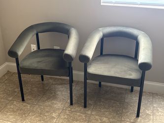 Set of 2 Green Velvet Accent Chairs