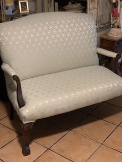 Beautiful Antique Settee 
