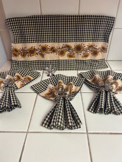 Cloth Napkins & Rings