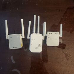 Three Wi-Fi Extenders