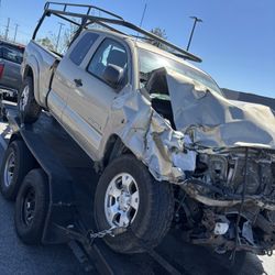 Toyota Tacoma TRD 4.0L full dismantle parts 