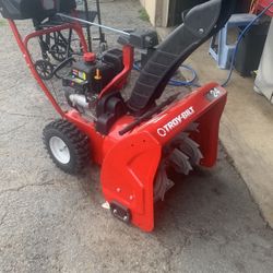 Mower New Snow Blower Troy Built Electric Start Self Propelled