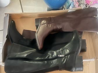 Brand New Liz Claiborne boots size 8