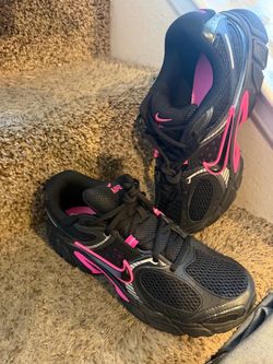 Nike men’s 11 women’s 9.5 V5