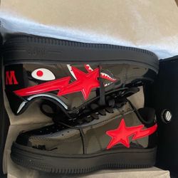 Bappe Black And Red Size 9.5