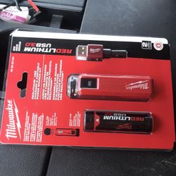 Milwaukee USB Charger