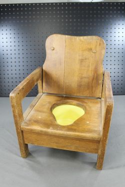 Vintage Themed Wooden Potty Chair with Removable Bowl