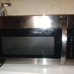 Frigidaire Microwave