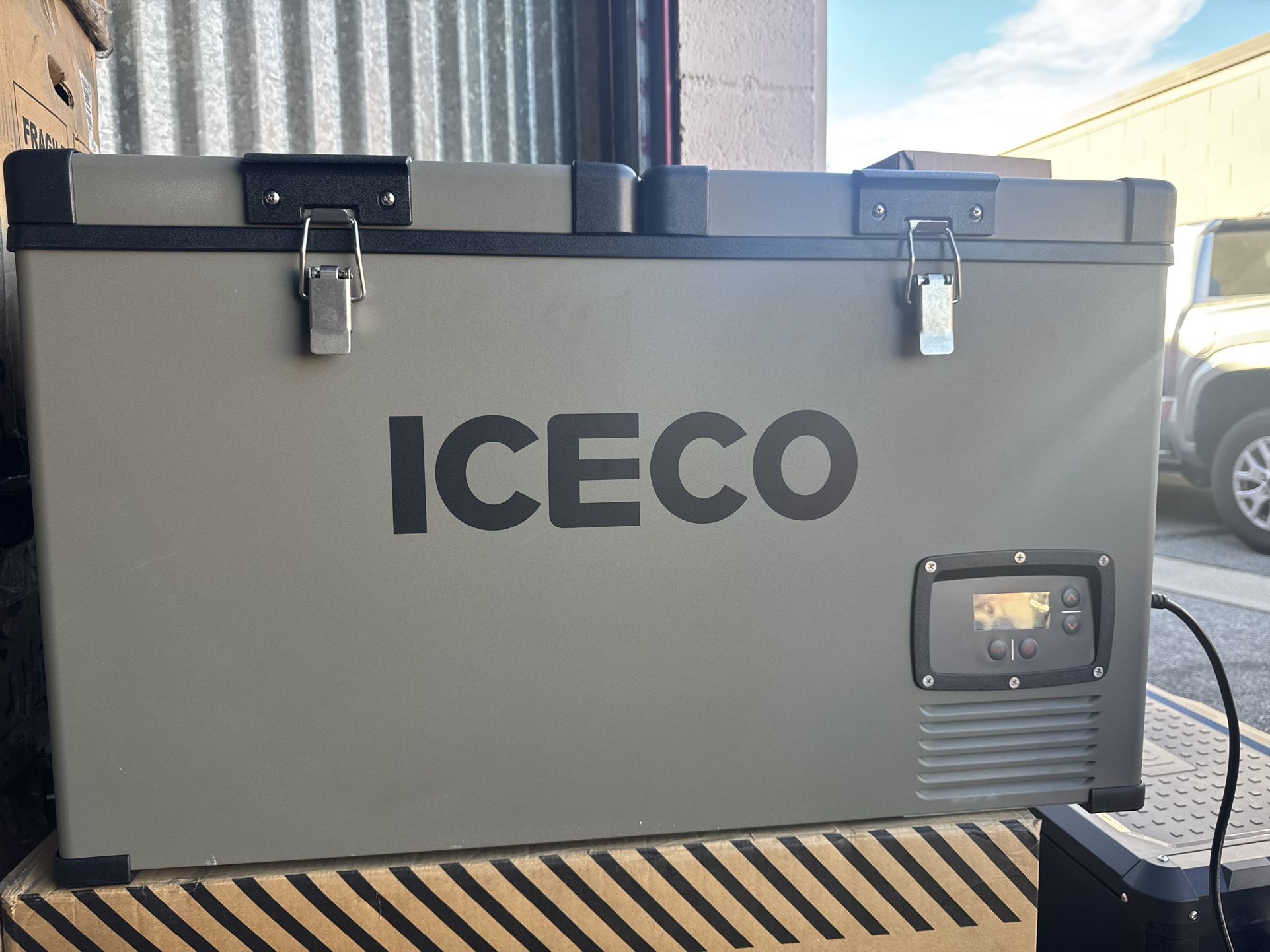 ICECO Electric Cooler VL60/ ICECO Hielera Electrica