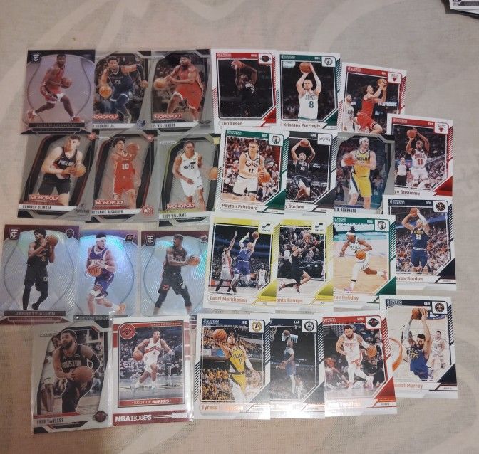BASKETBALL CARDS
