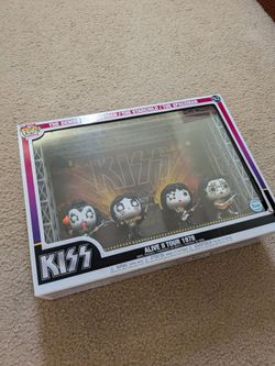 Kiss - Alive tour - Funko Pop - Walmart exclusive