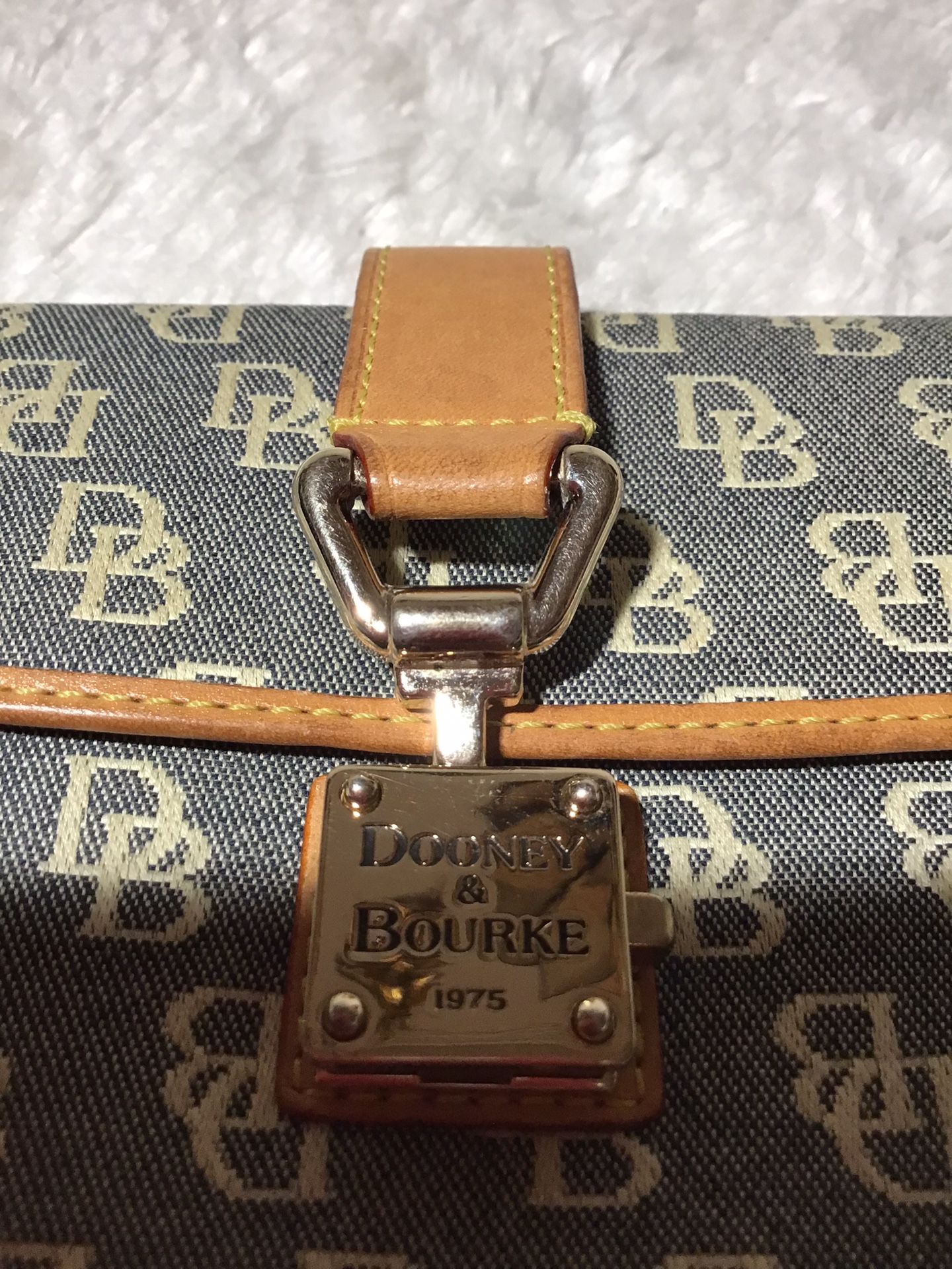 Vintage Dooney & Bourke Trifold  Wallet Clutch 