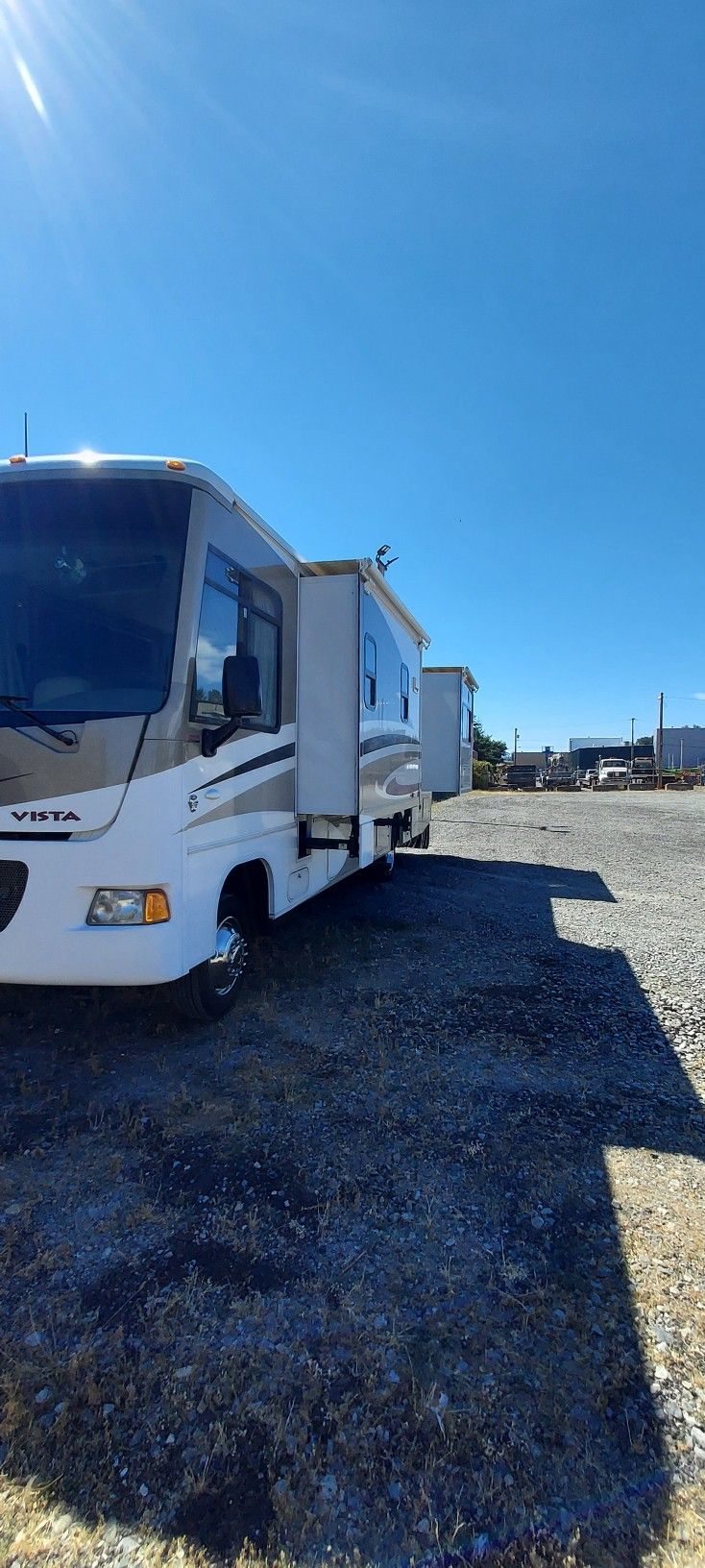 2012 Winnebago Vista T