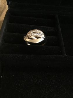 14 k Yellow Gold white Sapphire Ring