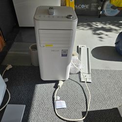 Della portable air conditioner