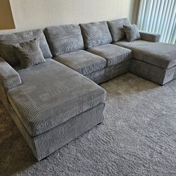 Brand New 4 Pcs Setional Light Grey Corduroy $489 $489 $489