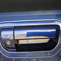 2017 To 2019 Honda Ridgeline Tailgate Handle 