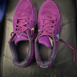 jahs, nike ,purple, size12  i do trades or pick a price 