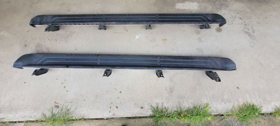 Toyota Tundra OEM Running Boards / Side Steps – CrewMax