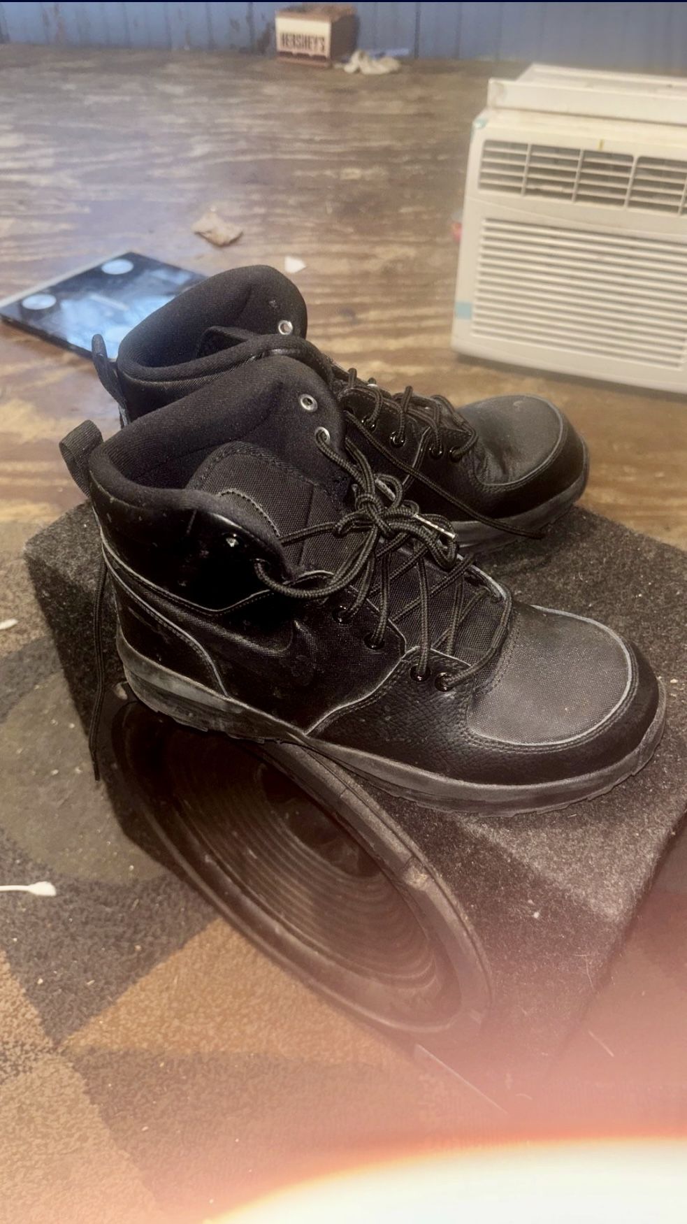 Discount For Today! Nike Boots Size 6.5