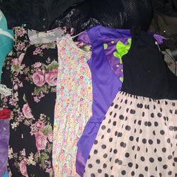 Lots Of Assorted Kids Clothes