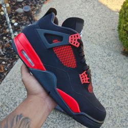 Jordan 4 Red Thunder - Size 12 Men