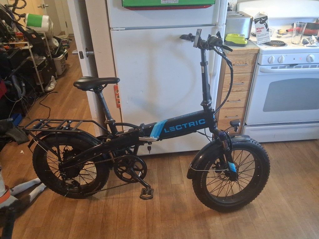 Lectric Experience. Folding E Bike