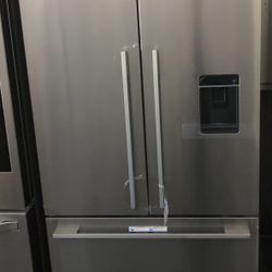 Fisher & Paykel French Door Refrigerator 