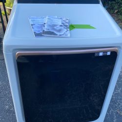 New Never Installed Or Used (((Samsung Dryer ))))