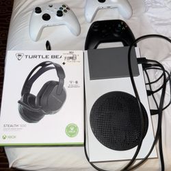 Xbox’s Series S 3 Controllers 2tb Memory Card And Wireless Turtlebeach Stealth Headphone 