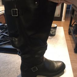 Boots Size 7